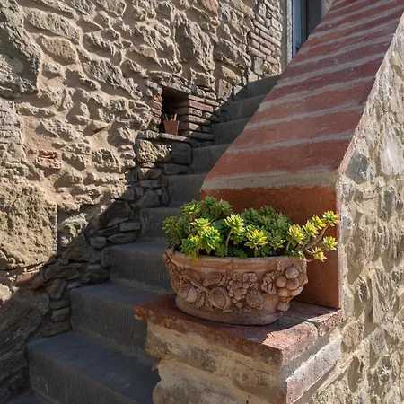 L'antico Casale A Timeless Retreat In 5* アパート