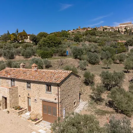 L'antico Casale A Timeless Retreat In 5* コルトーナ