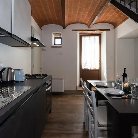Apartment L'antico Casale A Timeless Retreat In 5* Cortona
