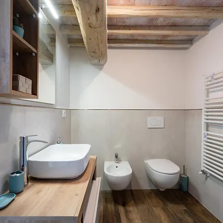 Apartment L'antico Casale A Timeless Retreat In 5* Cortona