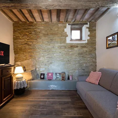 Apartment L'antico Casale A Timeless Retreat In 5* Cortona