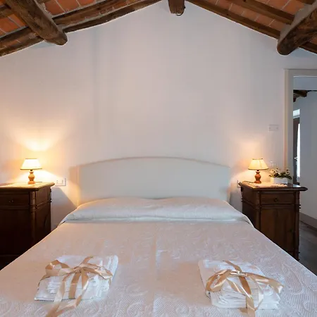 L'antico Casale A Timeless Retreat In 5* Apartment